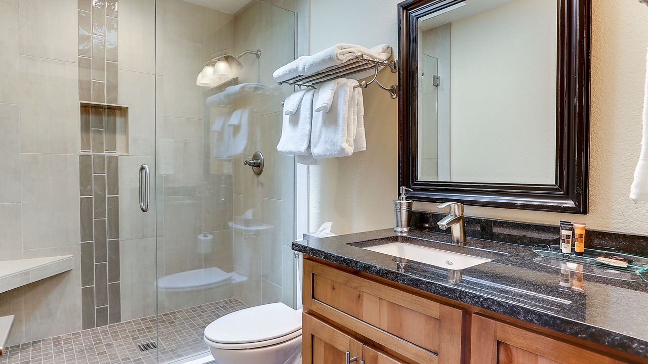 Photo of Bathroom in Sunriver