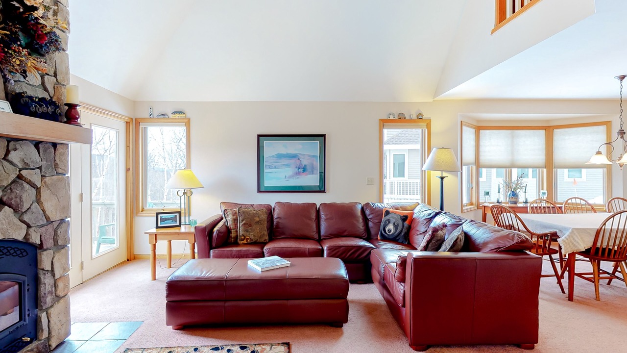 Photo of Livingroom in Sunday River Area