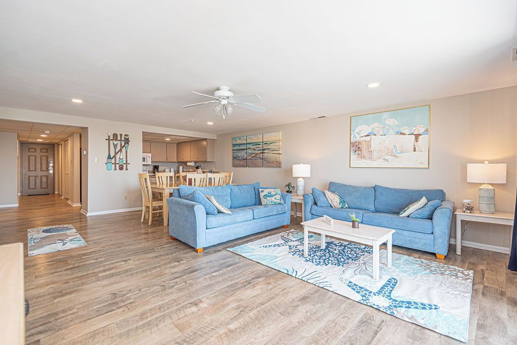 Photo of Livingroom in North Ocean City