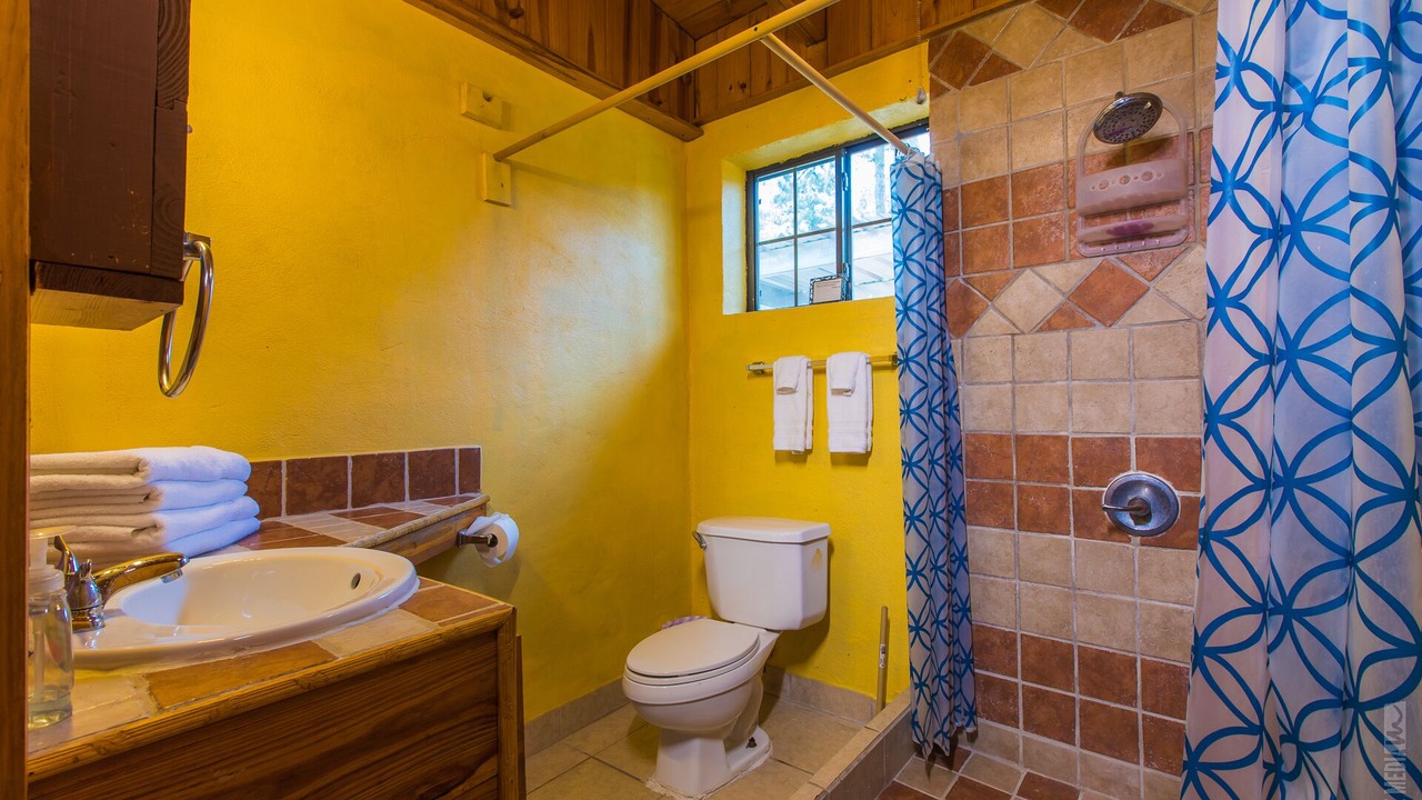 Photo of Bathroom in Brookeland