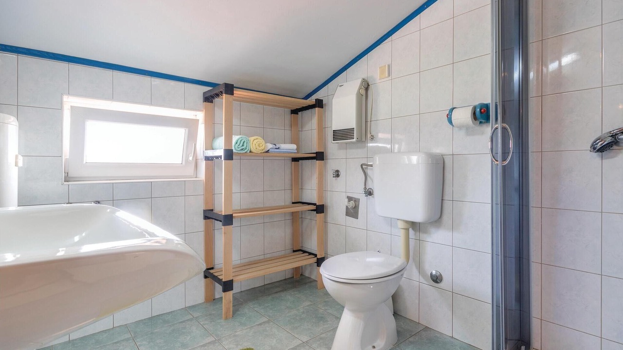 Photo of Bathroom in Valbandon