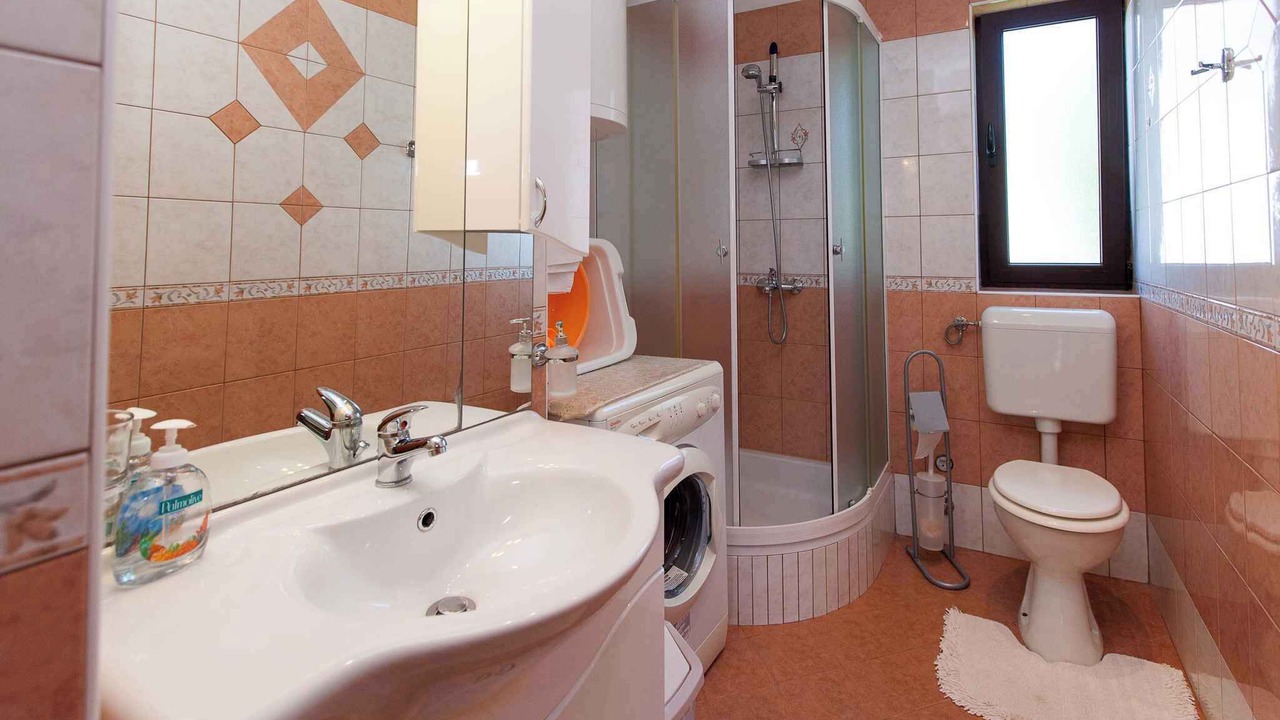 Photo of Bathroom in Jadranovo