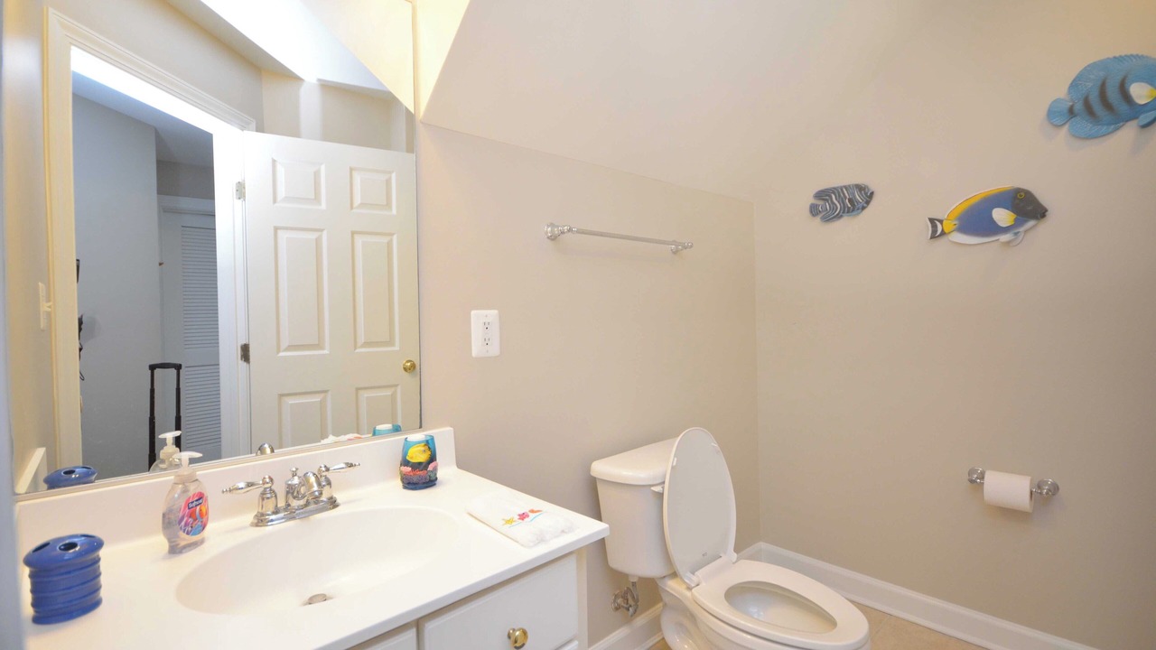 Photo of Bathroom in Sunset Island