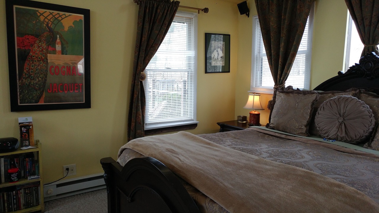 Photo of Bedroom in Hallsville