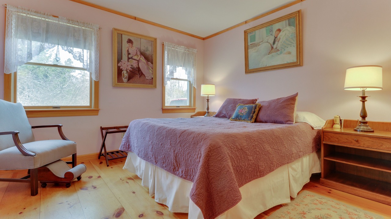 Photo of Bedroom in Salsbury Cove