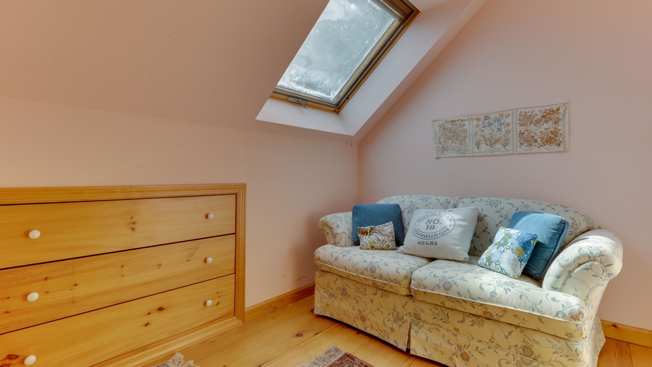 Photo of Livingroom in Salsbury Cove