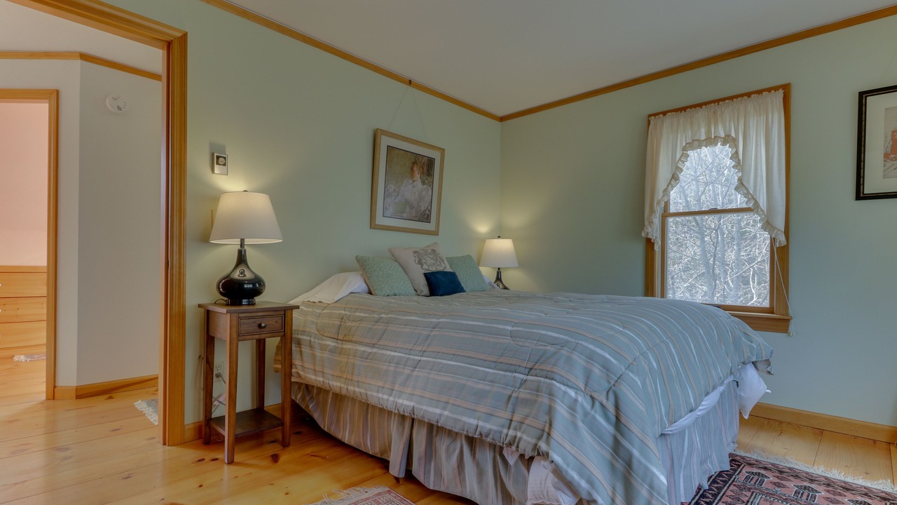 Photo of Bedroom in Salsbury Cove