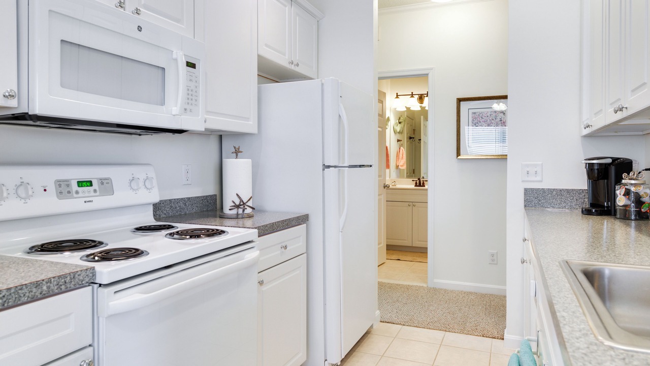 Photo of Kitchen in Villages of Five Points