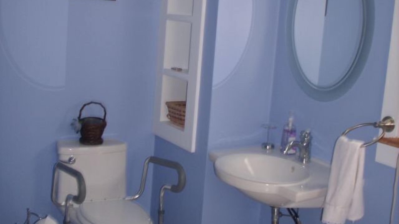 Photo of Bathroom in Peaks Island