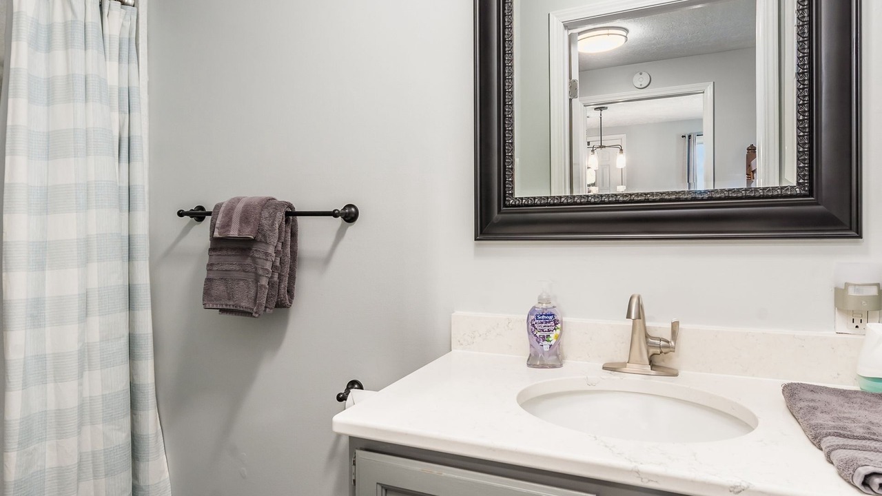 Photo of Bathroom in Old North Columbus