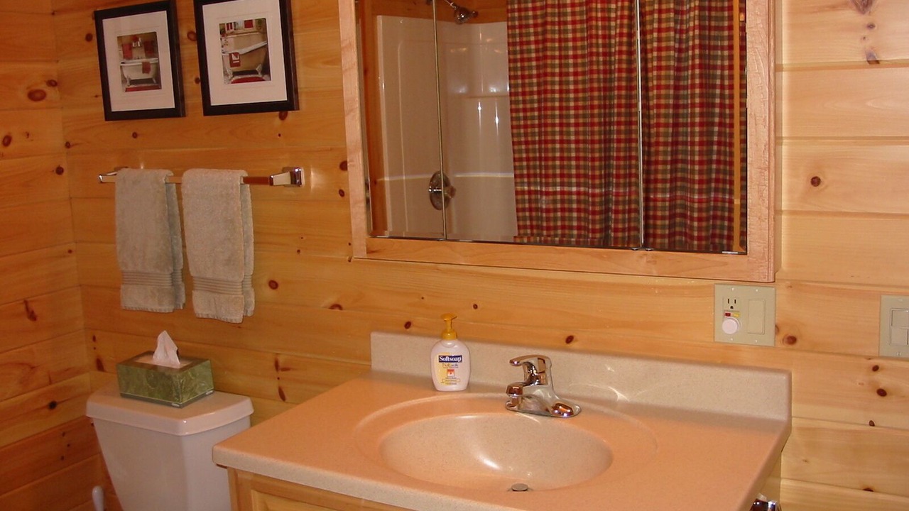 Photo of Bathroom in Salsbury Cove