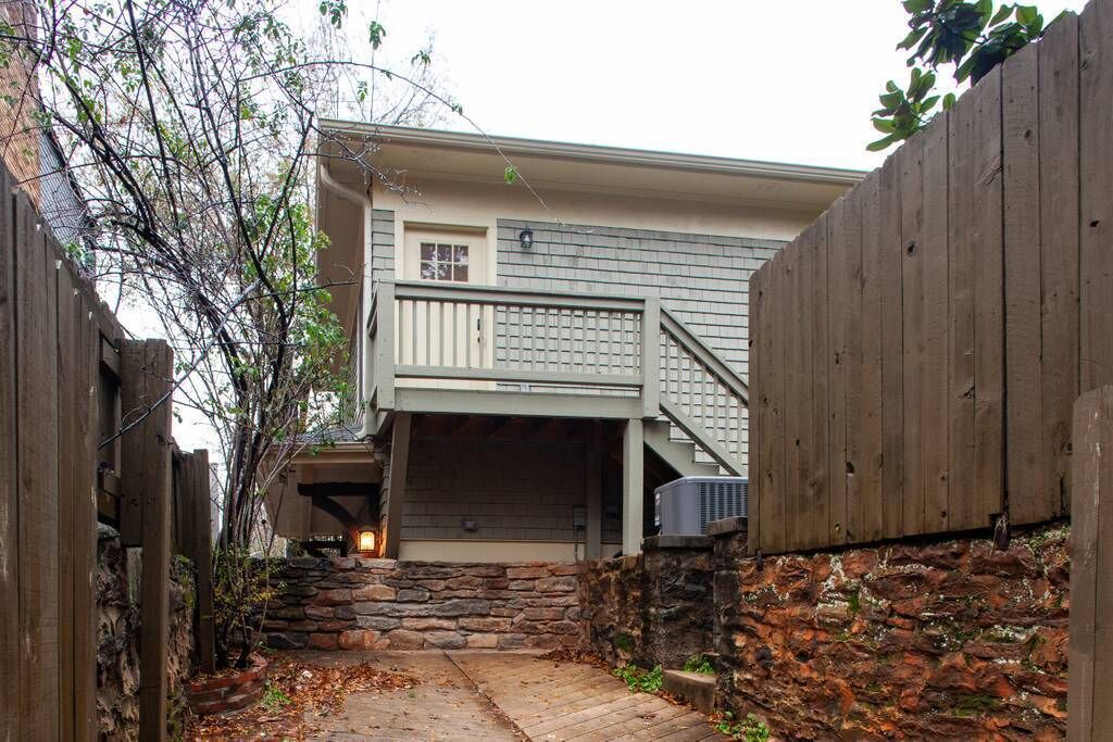 Photo of Outdoor in Midtown