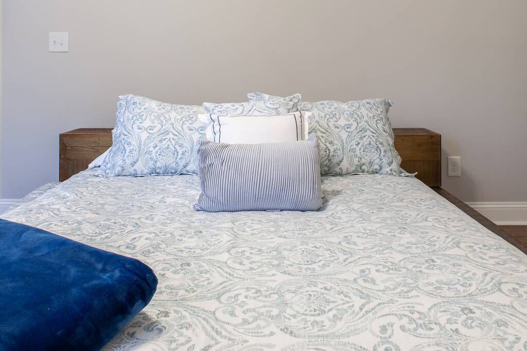 Photo of Bedroom in Midtown