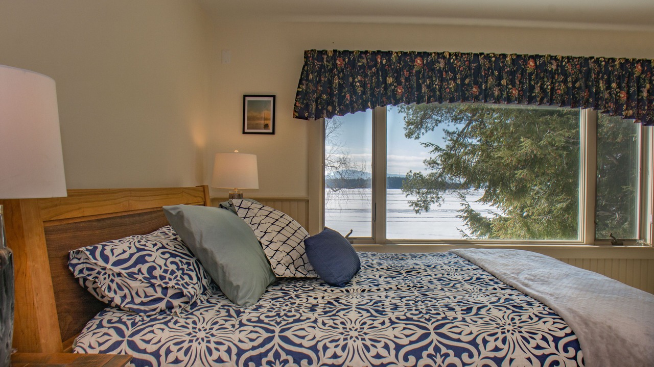 Photo of Bedroom in Beaver Cove