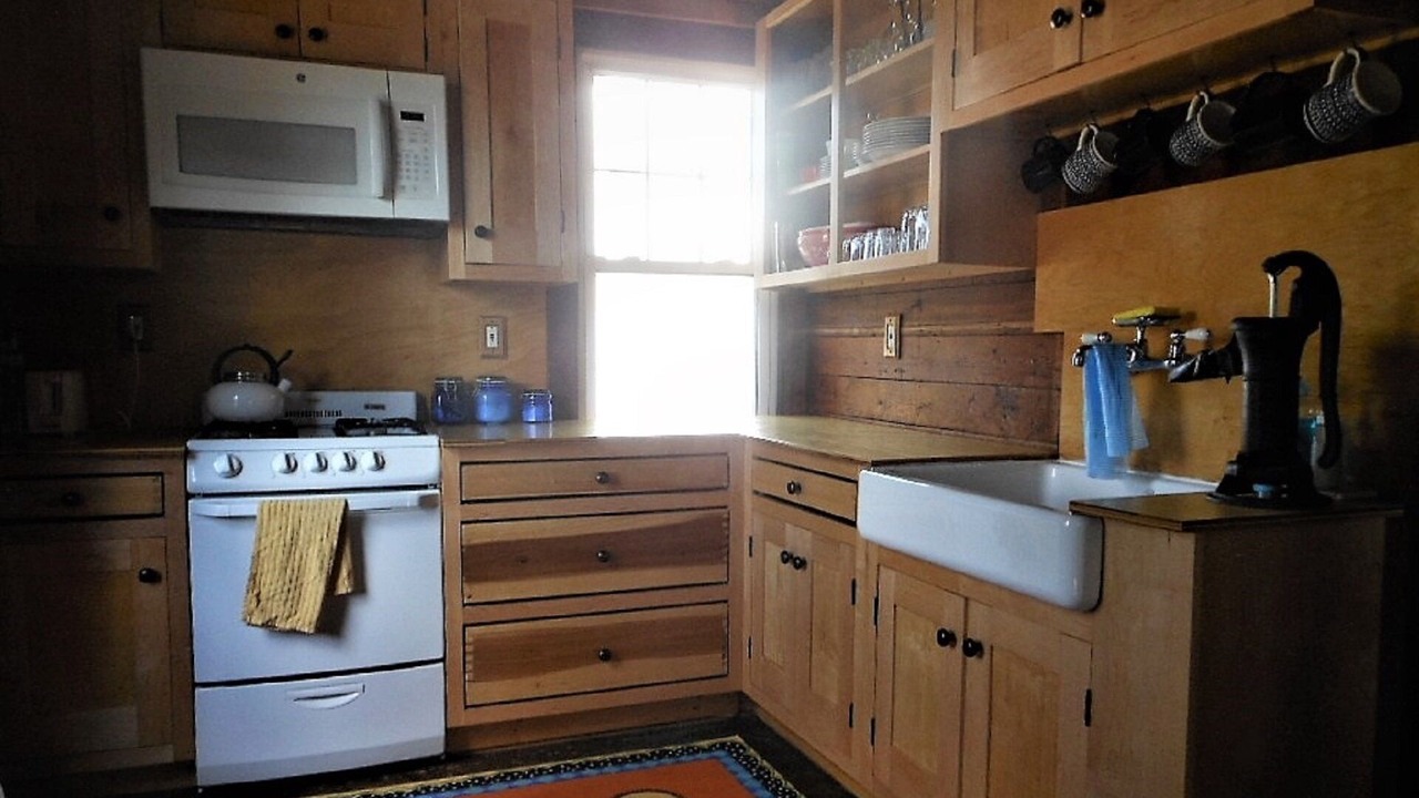 Photo of Kitchen in Mid-Coast and Islands