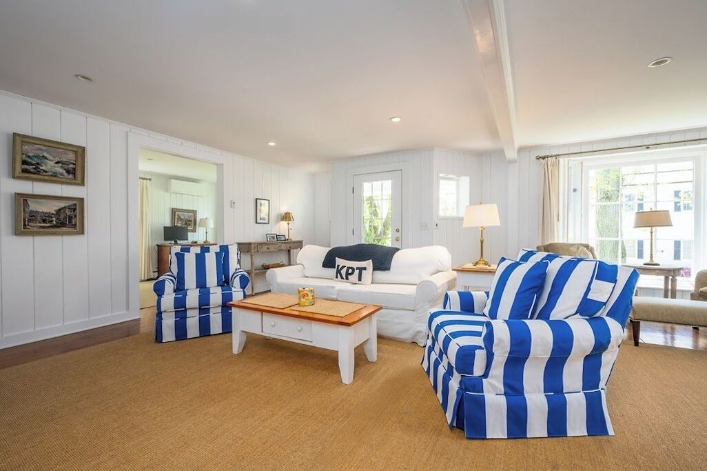 Photo of Livingroom in Kennebunkport