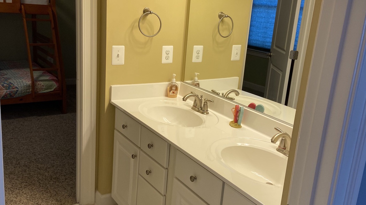 Photo of Bathroom in Sun Ridge