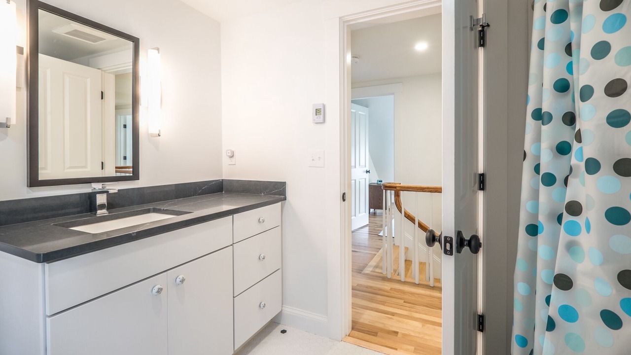 Photo of Bathroom in Tenants Harbor