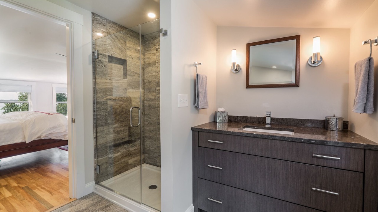 Photo of Bathroom in Tenants Harbor