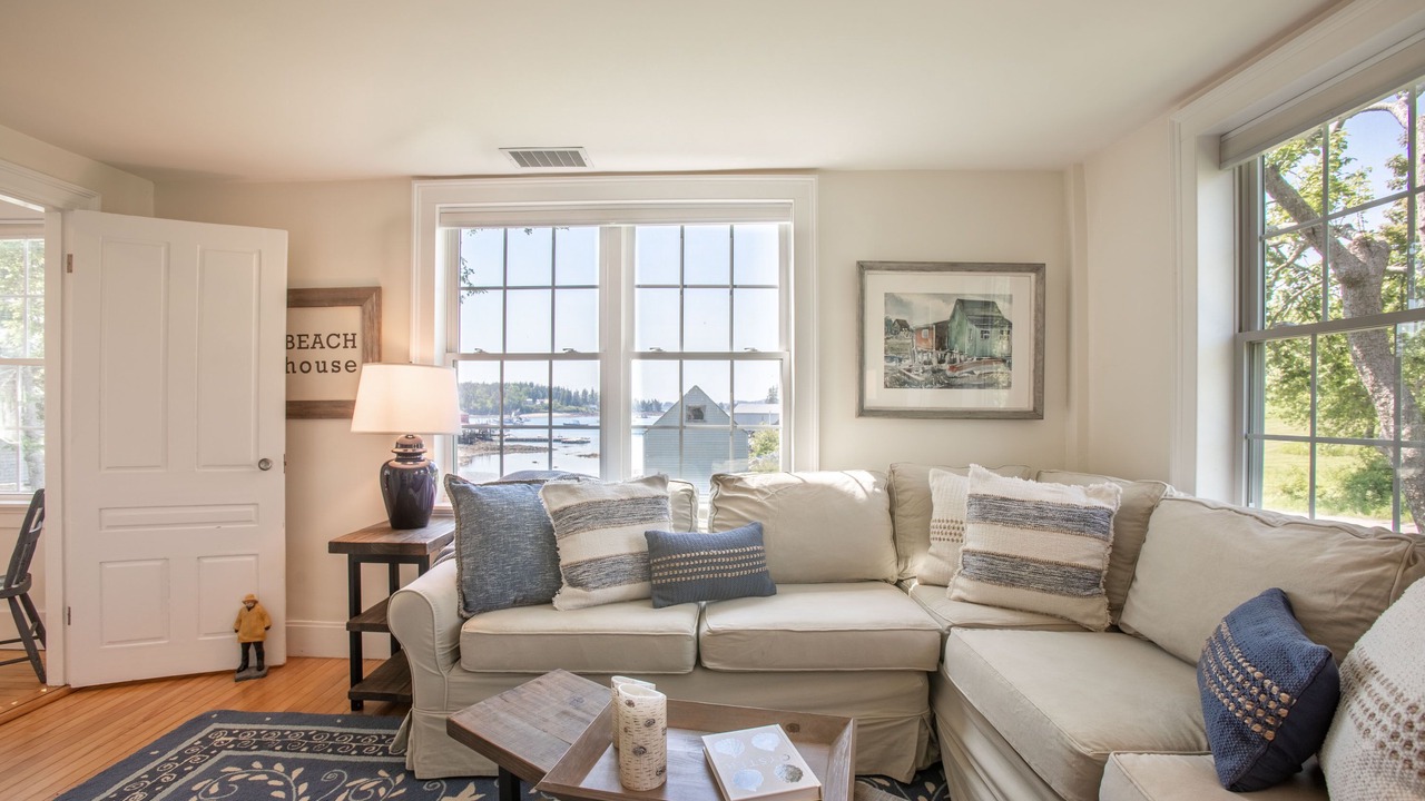 Photo of Livingroom in Port Clyde