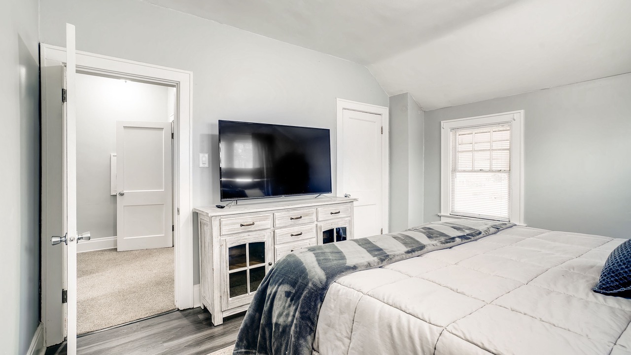 Photo of Bedroom in Clintonville