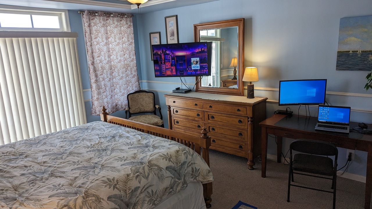 Photo of Bedroom in Sunset Island