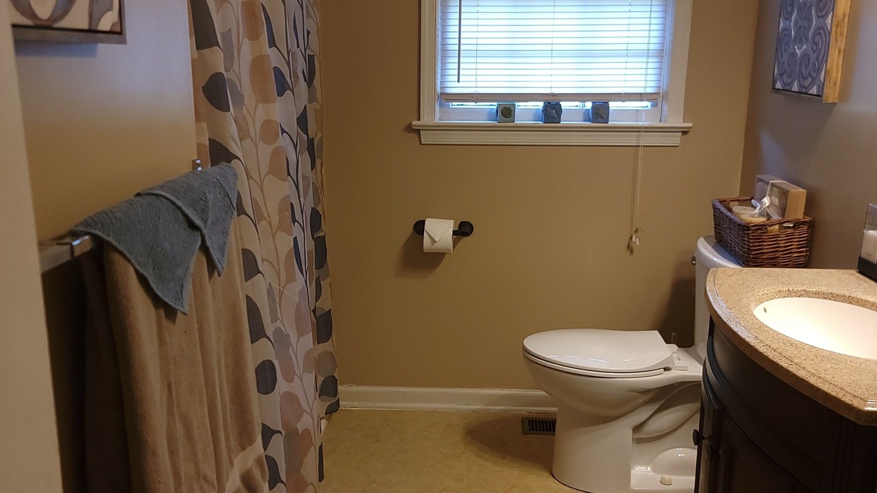 Photo of Bathroom in Achilles
