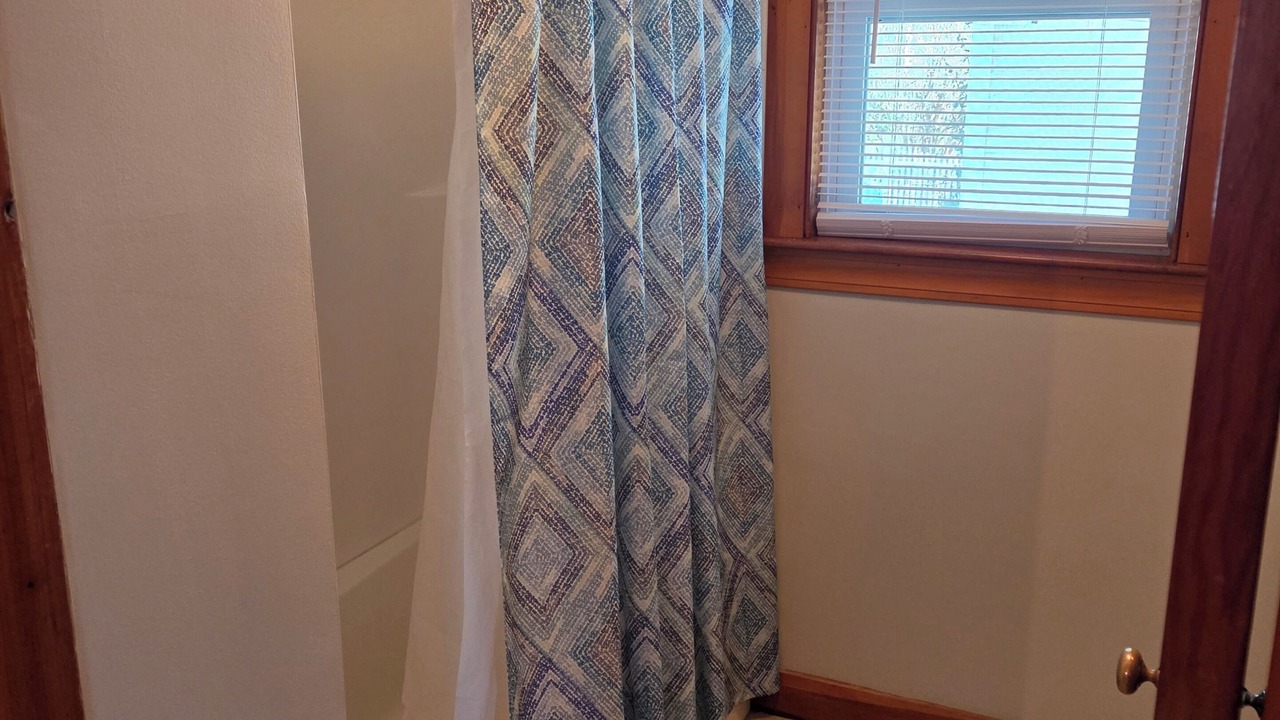 Photo of Bathroom in Ogunquit