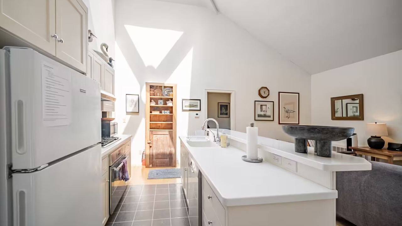 Photo of Kitchen in Round Pond