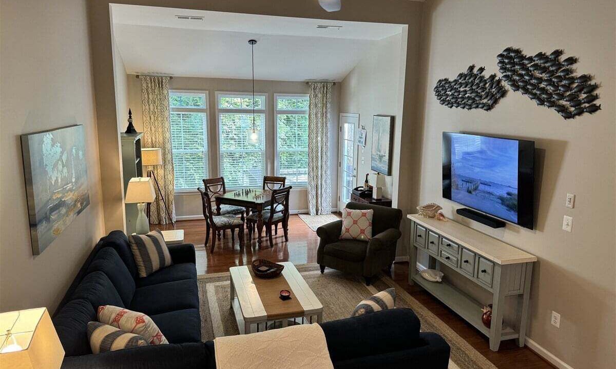 Photo of Livingroom in The Commons