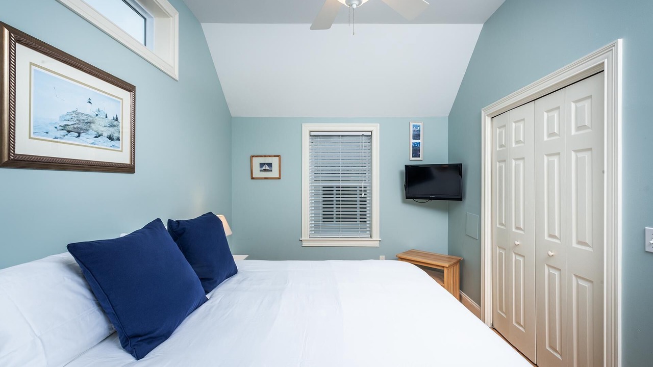 Photo of Bedroom in York Beach