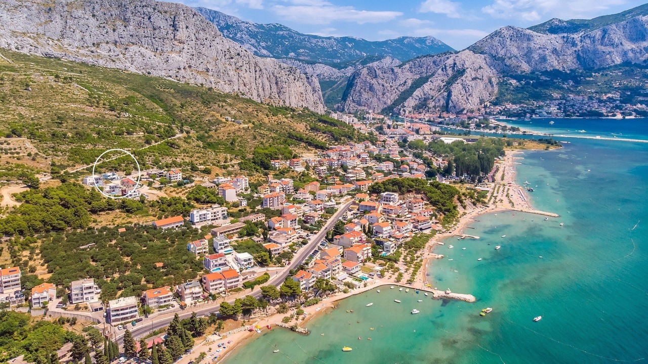 Photo of Others in Omis