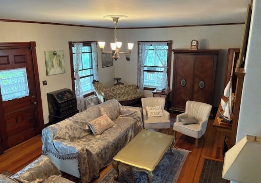 Photo of Livingroom in York Beach