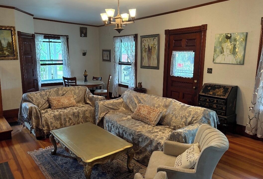Photo of Livingroom in York Beach