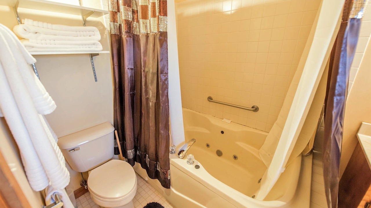 Photo of Bathroom in Fredericktown