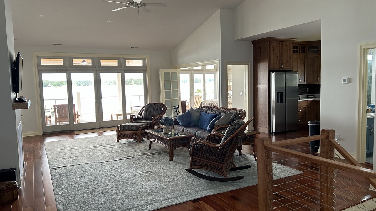 Photo of Livingroom in Old Landing