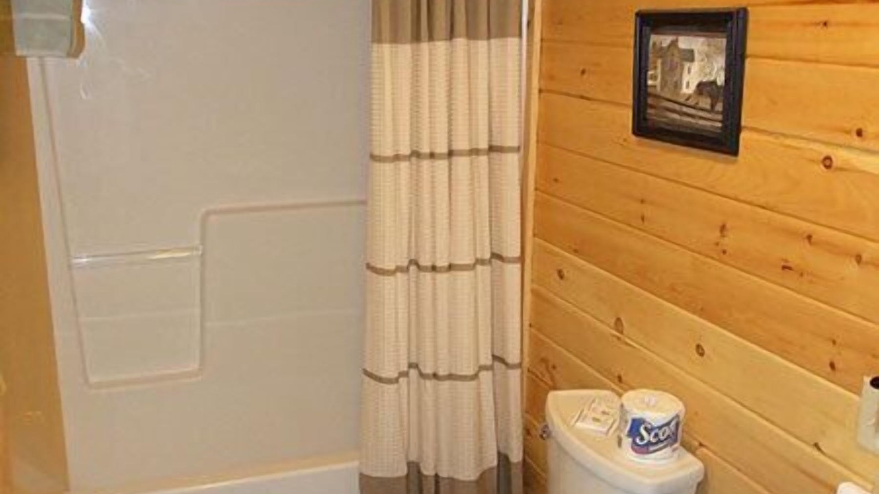 Photo of Bathroom in Brownville