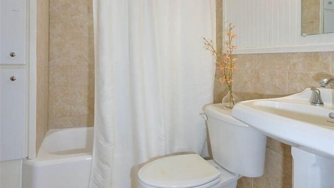 Photo of Bathroom in Kings Terrace