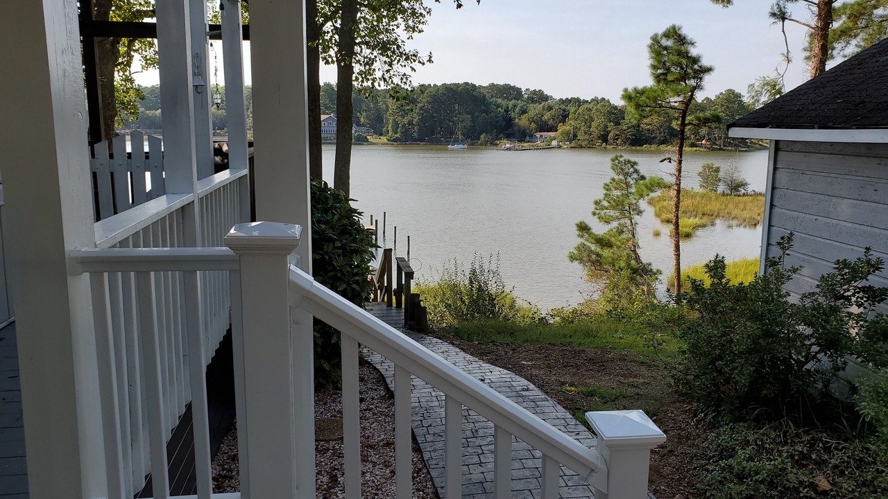 Photo of Outdoor in Dutton