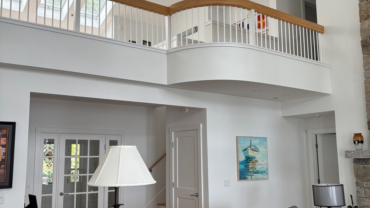 Photo of Livingroom in Salsbury Cove