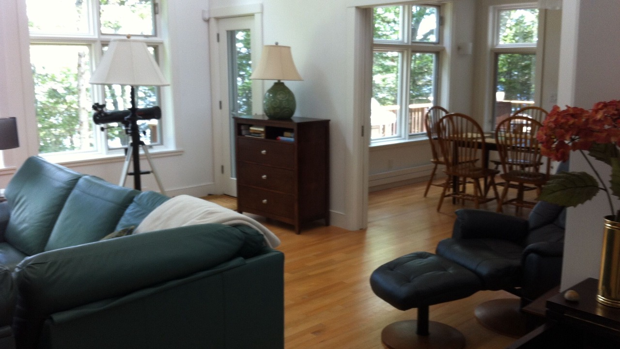 Photo of Livingroom in Salsbury Cove