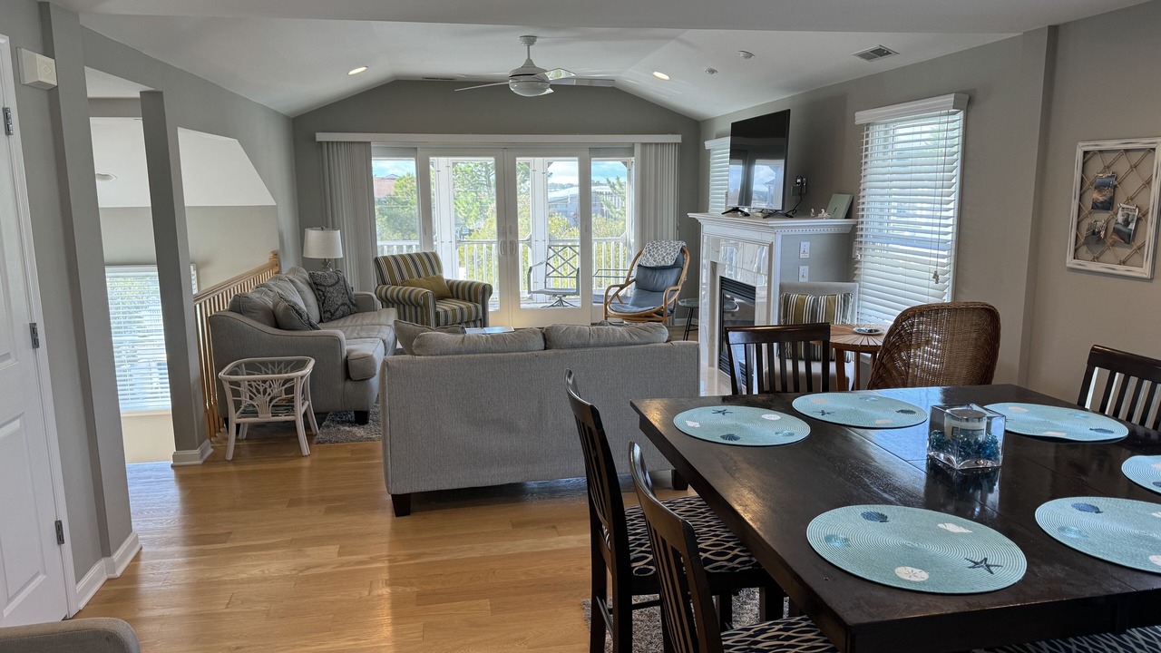 Photo of Livingroom in Fenwick Island