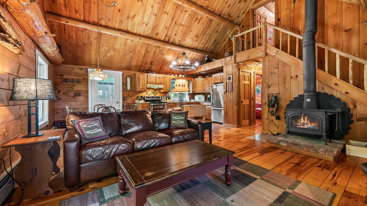 Photo of Livingroom in Rangeley
