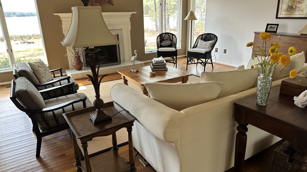 Photo of Livingroom in Port Haywood