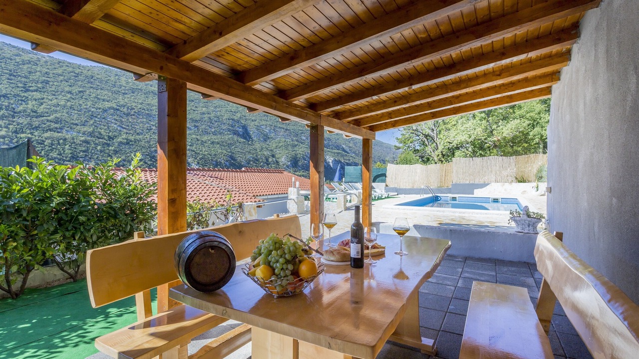 Photo of Outdoor in Svinisce