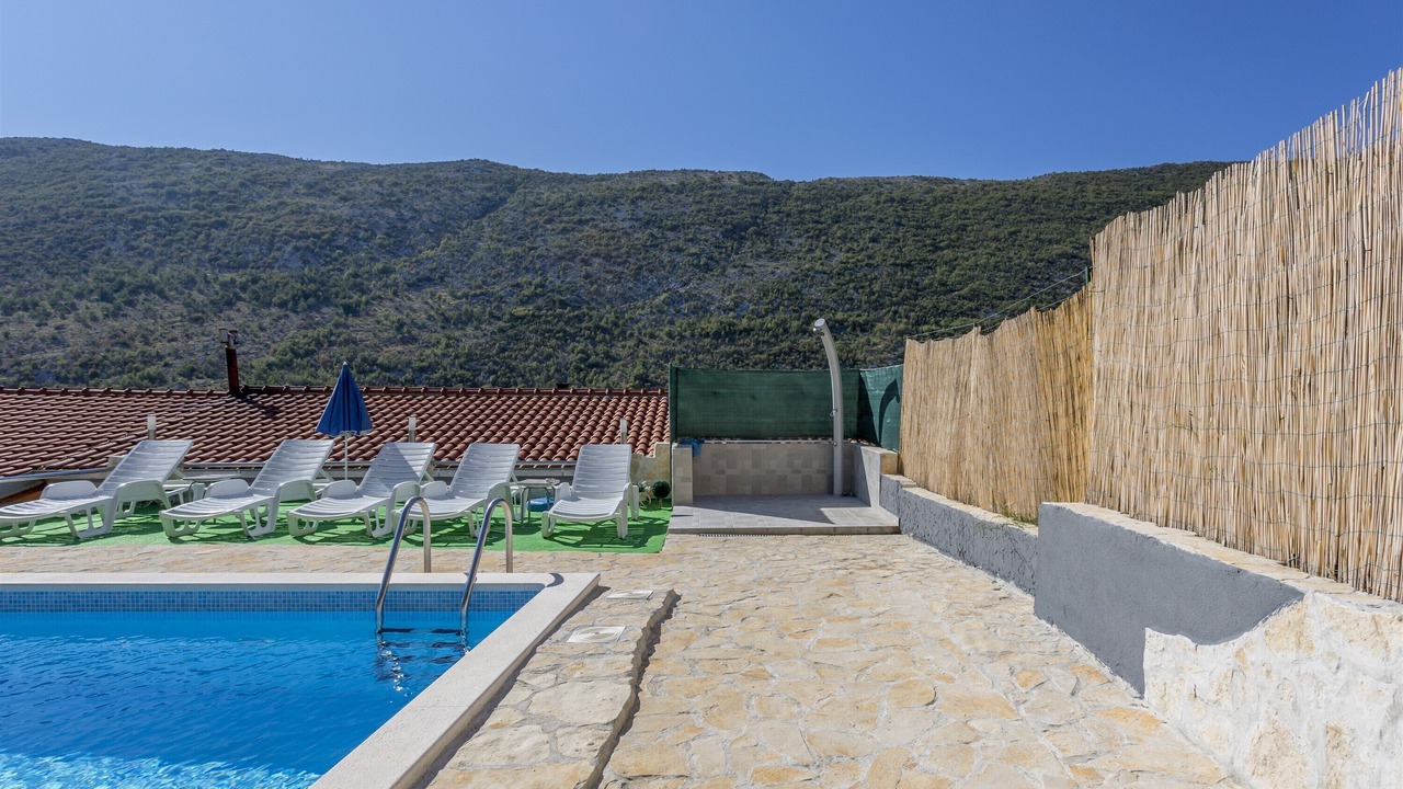 Photo of Outdoor in Svinisce