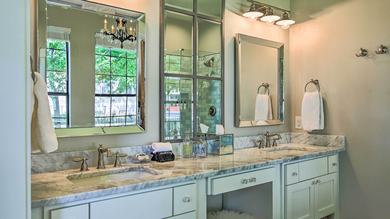 Photo of Bathroom in Comfort