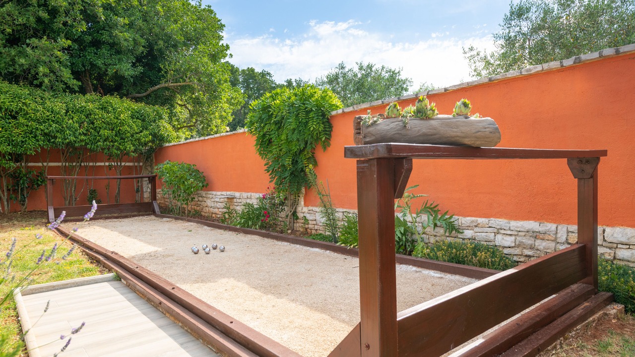 Photo of Outdoor in Segotici