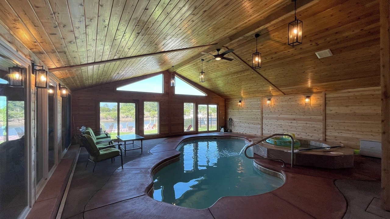 Photo of Outdoor in Fox Hill - Grandview