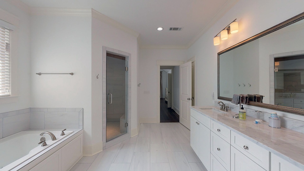 Photo of Bathroom in Demere Park